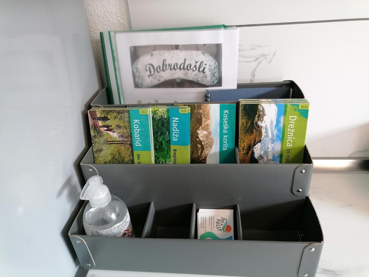 Apartma Pr Urarj Kobarid Buitenkant foto